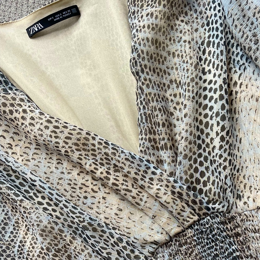 Size small Zara dress - Picture 4 of 4